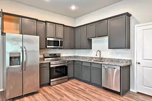 11552 Persimmon St, Willis, TX 77318 - Photo 7