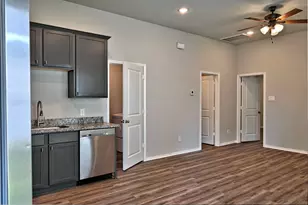 11552 Persimmon St, Willis, TX 77318 - Photo 5