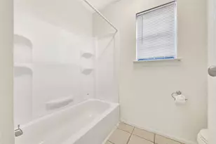 346 Lost Rock Dr, Houston, TX 77598 - Photo 13