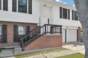 346 Lost Rock Dr, Houston, TX 77598 - Photo 3