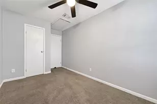 346 Lost Rock Dr, Houston, TX 77598 - Photo 19