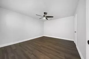 48 April Point Dr S, Montgomery, TX 77356 - Photo 23