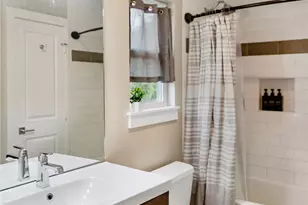 210 Marathon St, Houston, TX 77018 - Photo 13