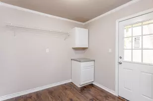 2801 Oak Dr, Dickinson, TX 77539 - Photo 7