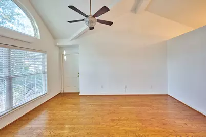 2633 Peckham Street #4, Houston, TX 77098 - Photo 13