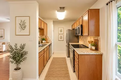2633 Peckham Street #4, Houston, TX 77098 - Photo 9