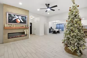 1910 Hunnington Dr, Conroe, TX 77303 - Photo 9