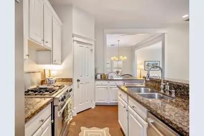 905 W 23rd Street, Houston, TX 77008 - Photo 13