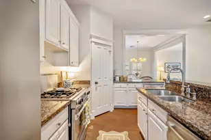 905 W 23rd St, Houston, TX 77008 - Photo 13