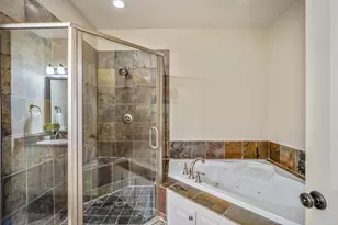 905 W 23rd St, Houston, TX 77008 - Photo 35