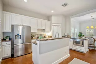 905 W 23rd St, Houston, TX 77008 - Photo 11