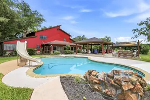2803 County Rd 145, Alvin, TX 77511 - Photo 3