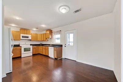 11 Highland Drive, Hitchcock, TX 77563 - Photo 5