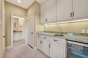 2400 Avalon Pl, Houston, TX 77019 - Photo 43