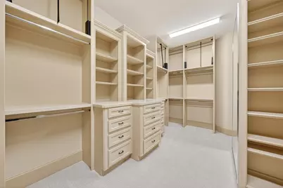 2400 Avalon Place, Houston, TX 77019 - Photo 23