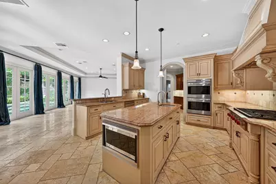 2400 Avalon Place, Houston, TX 77019 - Photo 13