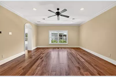 2400 Avalon Place, Houston, TX 77019 - Photo 27