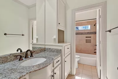 2400 Avalon Place, Houston, TX 77019 - Photo 39