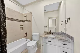 2400 Avalon Pl, Houston, TX 77019 - Photo 31