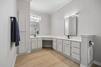 2100 Welch Street #C121, Houston, TX 77019 - Photo 13