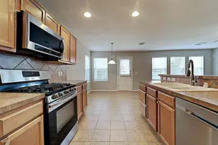 1002 Honeysuckle Vine Dr, Rosenberg, TX 77469 - Photo 5