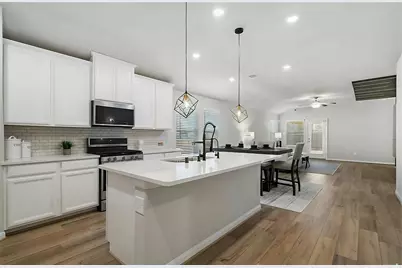 205 Cresta Cove Court, Montgomery, TX 77316 - Photo 3