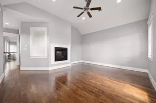 519 E 28th St, Houston, TX 77008 - Photo 19
