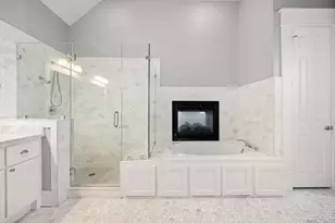 519 E 28th St, Houston, TX 77008 - Photo 23