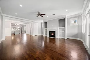519 E 28th St, Houston, TX 77008 - Photo 9