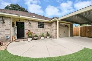 702 Ruth St, Baytown, TX 77520 - Photo 3