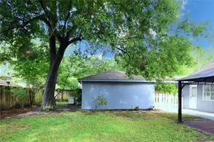 2402 River Village Dr, Houston, TX 77339 - Photo 37