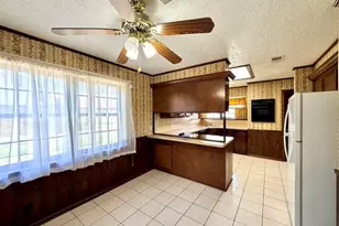 509 Donna Ct, Port Neches, TX 77651 - Photo 9