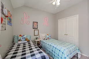 18315 Eden Trails Ln, Houston, TX 77094 - Photo 11