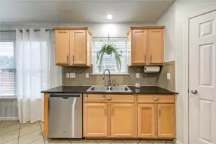 402 Hurstshire Bend, Katy, TX 77494 - Photo 9