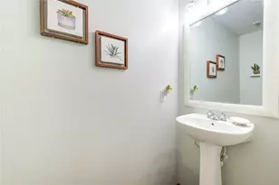 402 Hurstshire Bend, Katy, TX 77494 - Photo 35