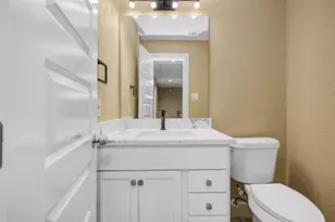 16406 Brook Forest Dr, Houston, TX 77059 - Photo 49
