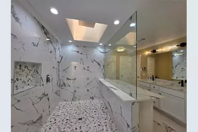 16406 Brook Forest Drive, Houston, TX 77059 - Photo 35