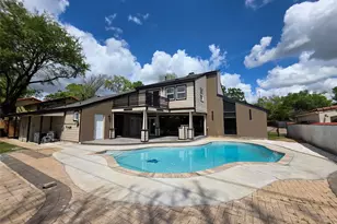 16406 Brook Forest Dr, Houston, TX 77059 - Photo 43