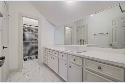 13514 Broadmeadow Lane, Houston, TX 77077 - Photo 47