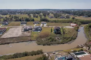 11690 Renaissance Dr, Montgomery, TX 77356 - Photo 9