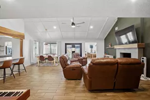 10711 Sageberry Dr, Houston, TX 77089 - Photo 7