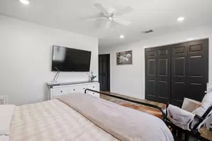 10711 Sageberry Dr, Houston, TX 77089 - Photo 9