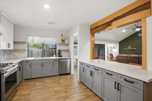 10711 Sageberry Dr, Houston, TX 77089 - Photo 19