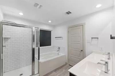 12706 Spitalfield Way, Houston, TX 77047 - Photo 21