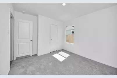 7611 Barcelona Springs Springs, Richmond, TX 77469 - Photo 19