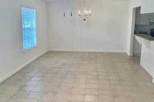 512 Wilmington Dr, Bellaire, TX 77401 - Photo 3
