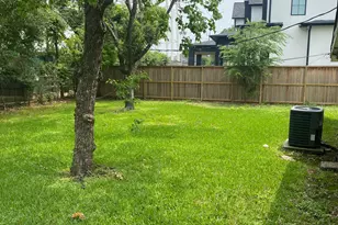 512 Wilmington Dr, Bellaire, TX 77401 - Photo 15