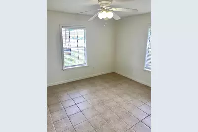 512 Wilmington Drive, Bellaire, TX 77401 - Photo 11