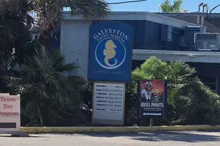 7016 N Holiday Dr, Galveston, TX 77550 - Photo 27