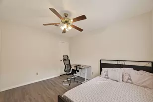 92 S Waxberry Rd, Spring, TX 77381 - Photo 21